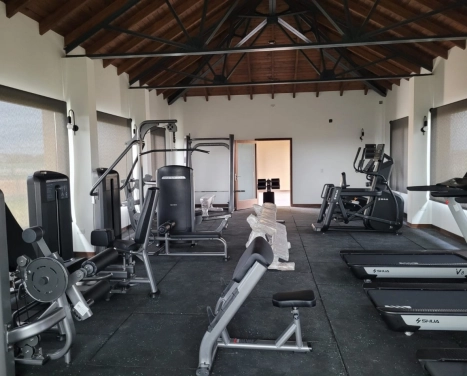 LA FINCA COUNTRY CLUB - FUNES