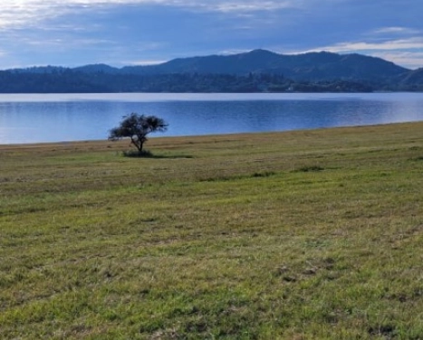 VENTA LOTE PROXIMO AL LAGO LUZ Y AGUA POTRERO DE GARAY