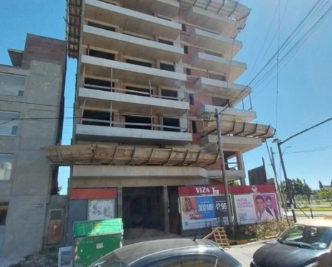 VENTA DEPARTAMENTO DOS DORMITORIOS AL FRENTE PUERTO NORTE CARBALLO Y RAWSON