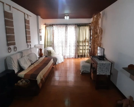 HERMOSO DEPARTAMENTO 3 AMBIENTES 2° PISO C/COCHERA