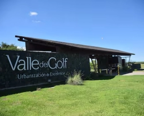 VALLE DEL GOLF: LOTE 820 M2