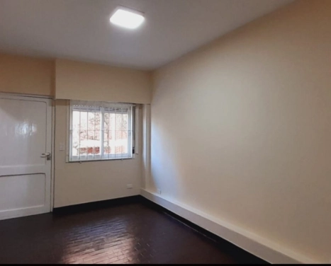 VENTA - DEPARTAMENTO 2 AMBIENTES CON COCHERA