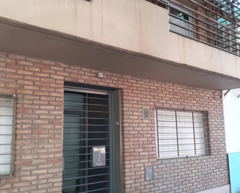 DEPARTAMENTO DE 1 DORMITORIO CON PATIO