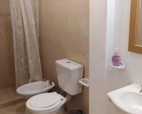 VENDO MONOAMBIENTE EN PLANTA BAJA. CALLE ALEM