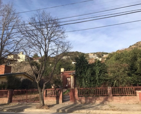 CASA CALLE ANTARTIDA 640METROS DE LOTE