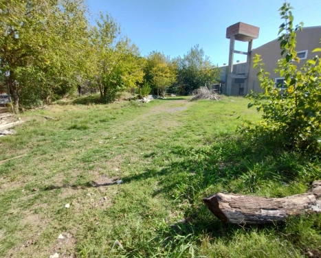 LOTE ESQUINA  840 M2  ( LOS POLVORINES)