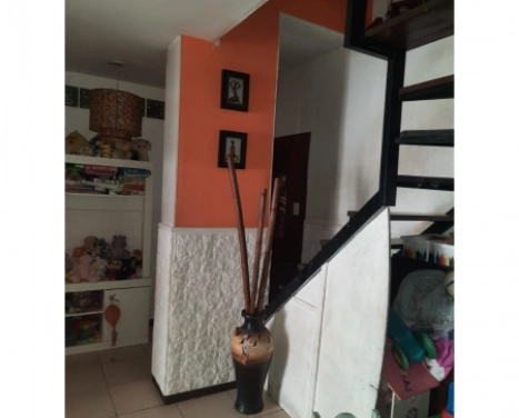 Duplex DOS DORMITORIOS - Pasillo - Nuevo - Patio pequeño con parrillero - 9 DE JULIO 3300